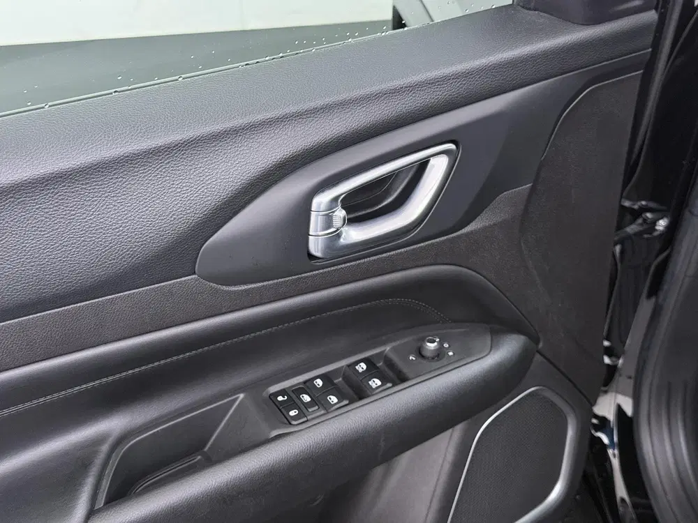 Jeep Compass 4xe 240 Plug-in Hybrid Electric Trailhawk uit 2024, foto 15
