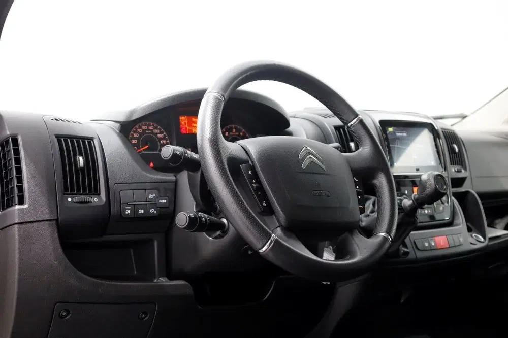Citroën Jumper 2.2 BlueHDi 165pk L4H2 Airco uit 2024, foto 13