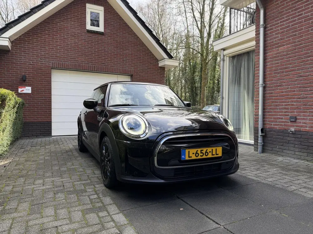 Mini Cooper 1.5 Cooper uit 2021, foto 3