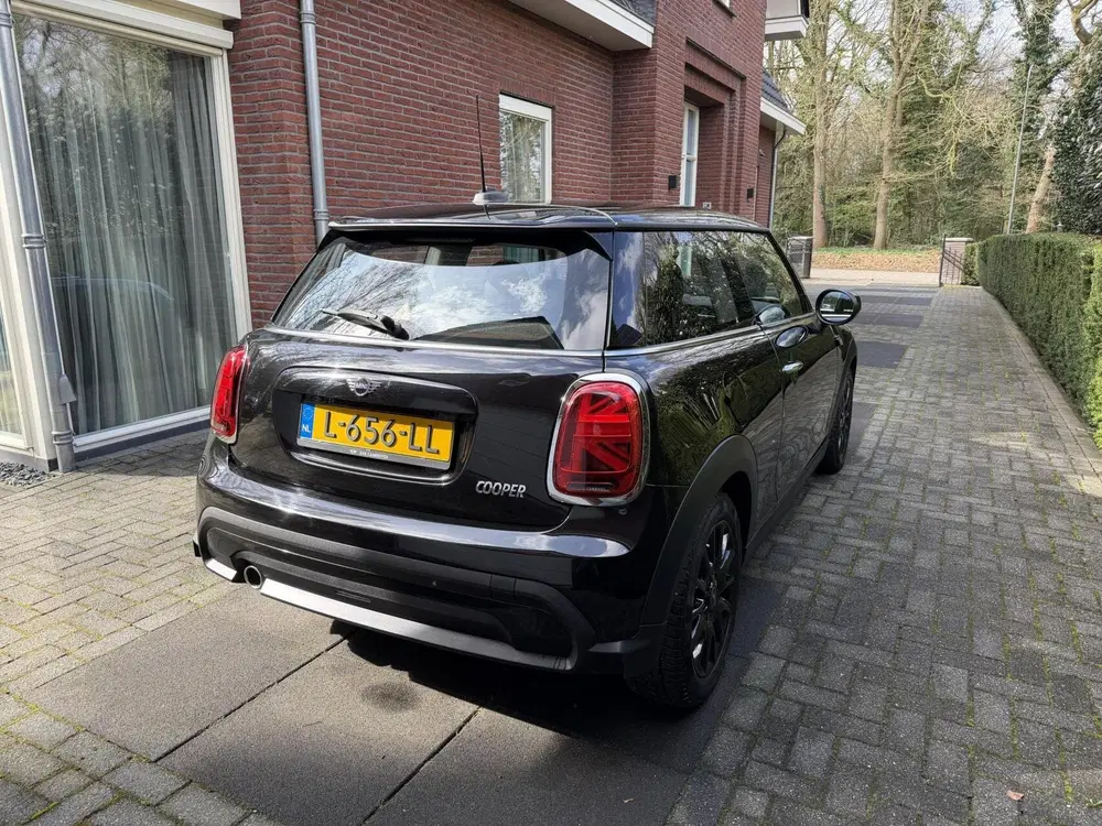 Mini Cooper 1.5 Cooper uit 2021, foto 4
