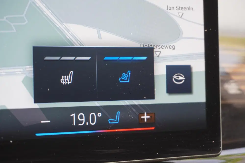 BMW X7 xDrive40i uit 2024, foto 16