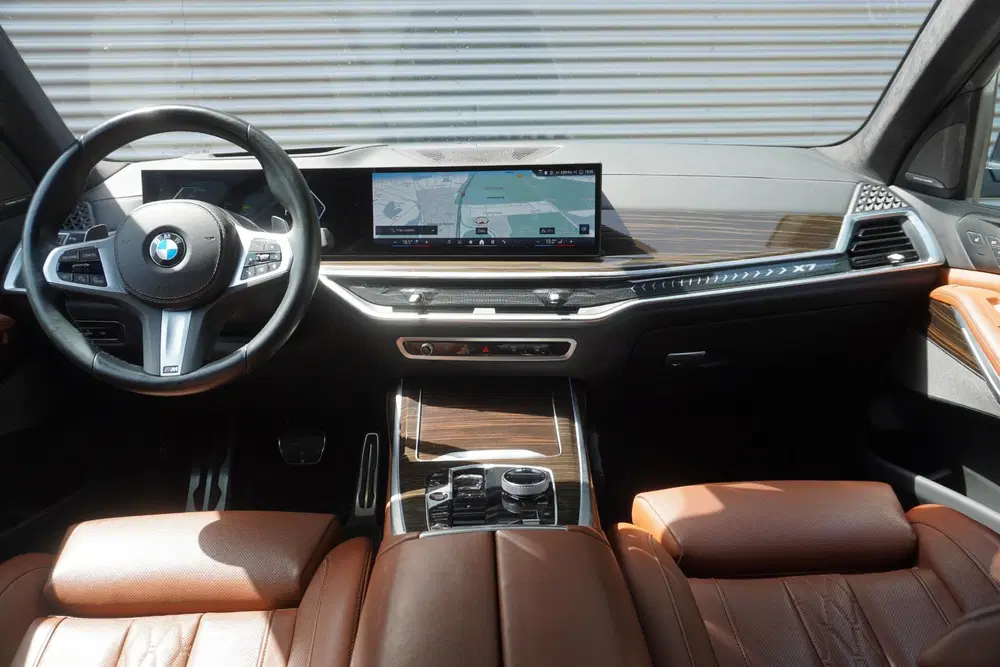 BMW X7 xDrive40i uit 2024, foto 9