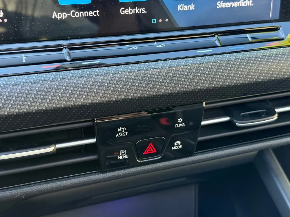 Volkswagen Golf 2.0 TDI | Full R Line 150pk 7-DSG 2020 Zwart uit 2020, foto 12