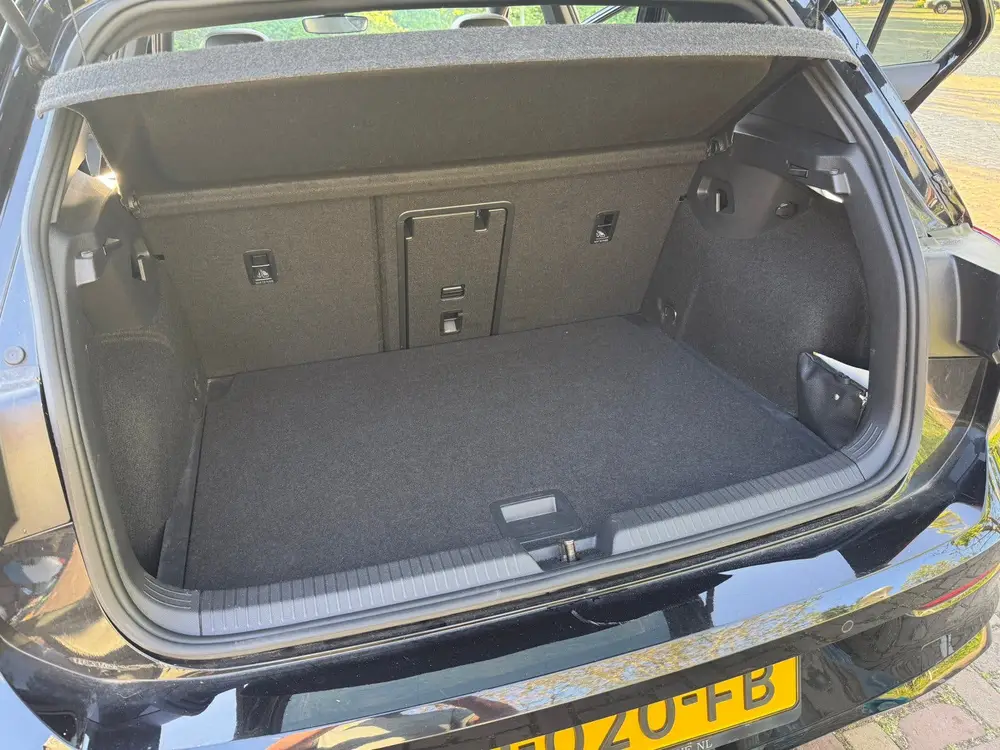 Volkswagen Golf 2.0 TDI | Full R Line 150pk 7-DSG 2020 Zwart uit 2020, foto 19