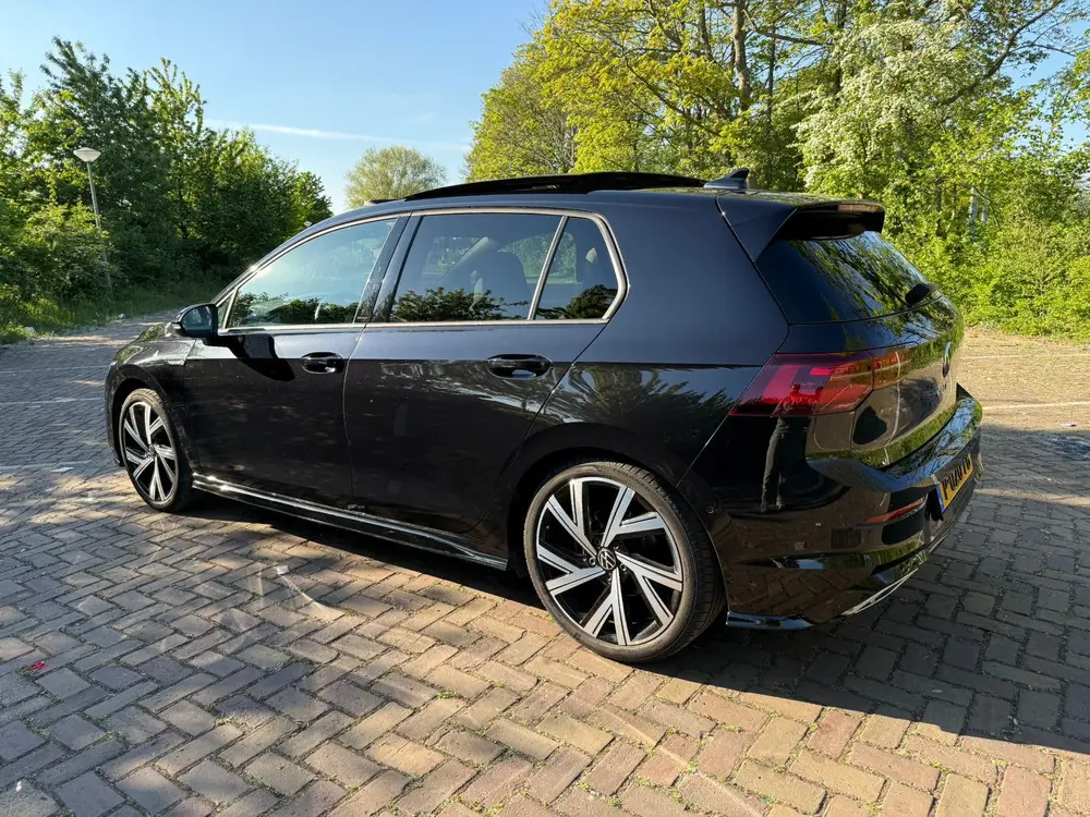 Volkswagen Golf 2.0 TDI | Full R Line 150pk 7-DSG 2020 Zwart uit 2020, foto 3