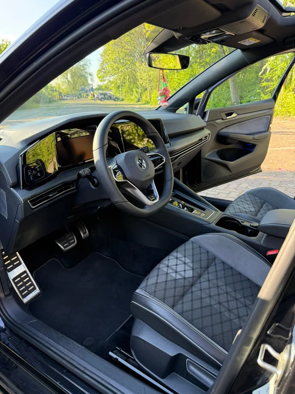Volkswagen Golf 2.0 TDI | Full R Line 150pk 7-DSG 2020 Zwart uit 2020, foto 9