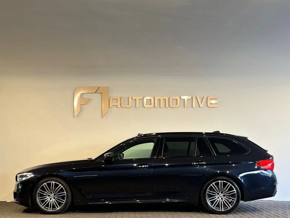BMW 5-serie 530i xDrive M Sport High Ex Pano uit 2019, foto 12