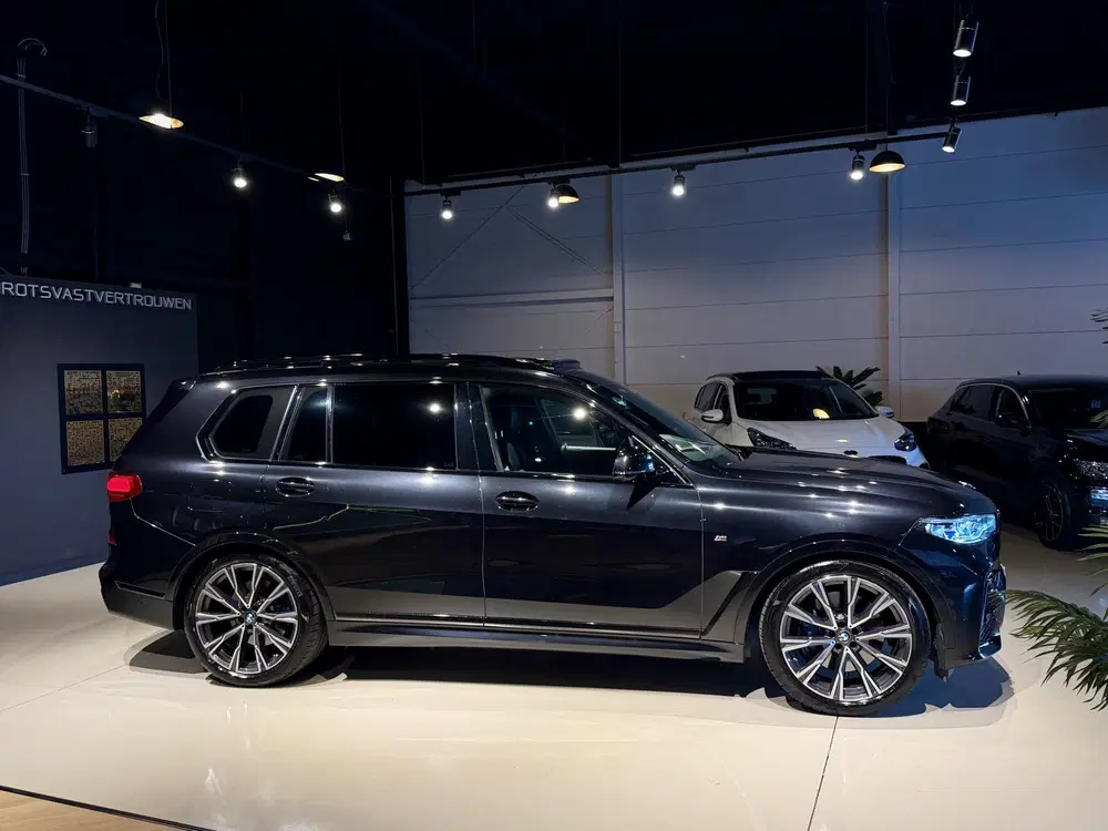 BMW X7 xDrive40i M-Pakket 7 Pers Panodak uit 2020, foto 15