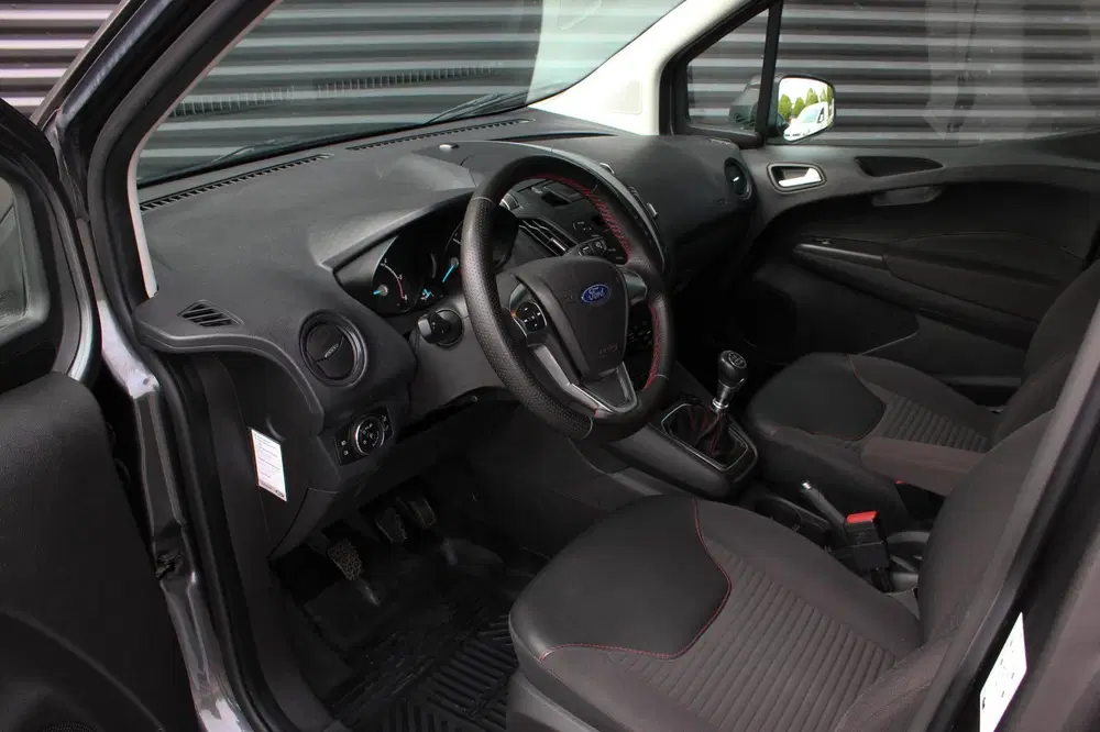 Ford Transit Courier 1.5 TDCI Sport 100PK uit 2021, foto 19