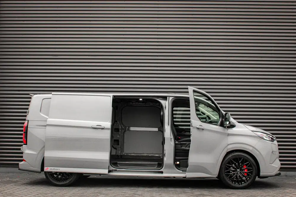 Ford Transit 340 L2H1 Limited 65 kWh 218PK uit 2025, foto 7