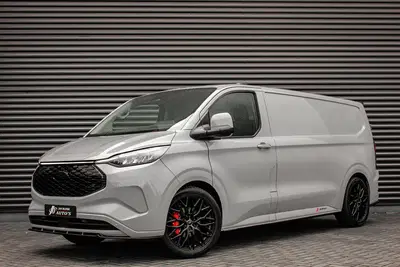 Ford Transit Custom 340 L2H1 Limited 65 kWh 218PK uit 2025