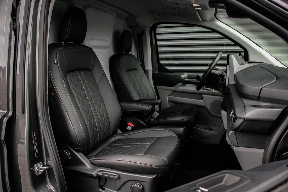Ford Transit Custom 340 L2H1 Limited 65 kWh 218PK uit 2025, foto 19