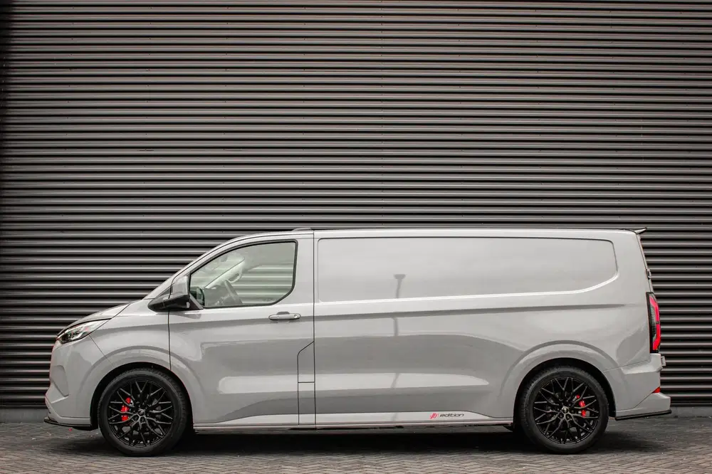 Ford Transit Custom 340 L2H1 Limited 65 kWh 218PK uit 2025, foto 6