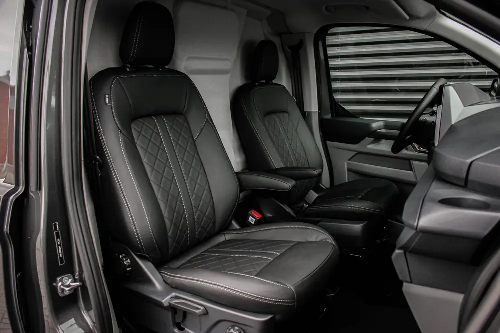 Ford Transit 340 L2H1 Limited 65 kWh 218PK uit 2025, foto 12