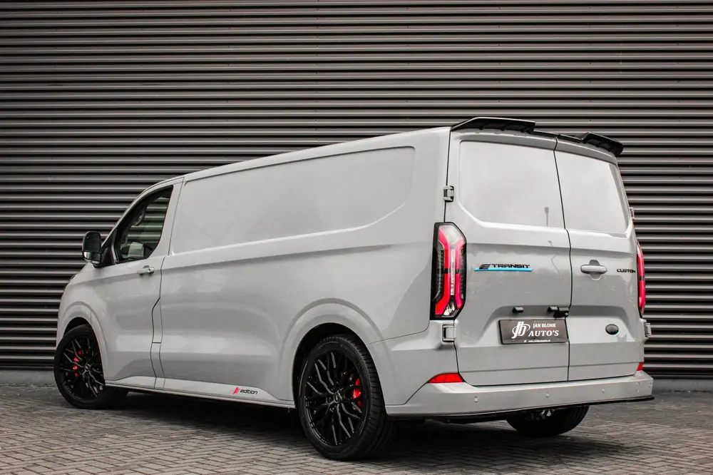 Ford Transit 340 L2H1 Limited 65 kWh 218PK uit 2025, foto 4
