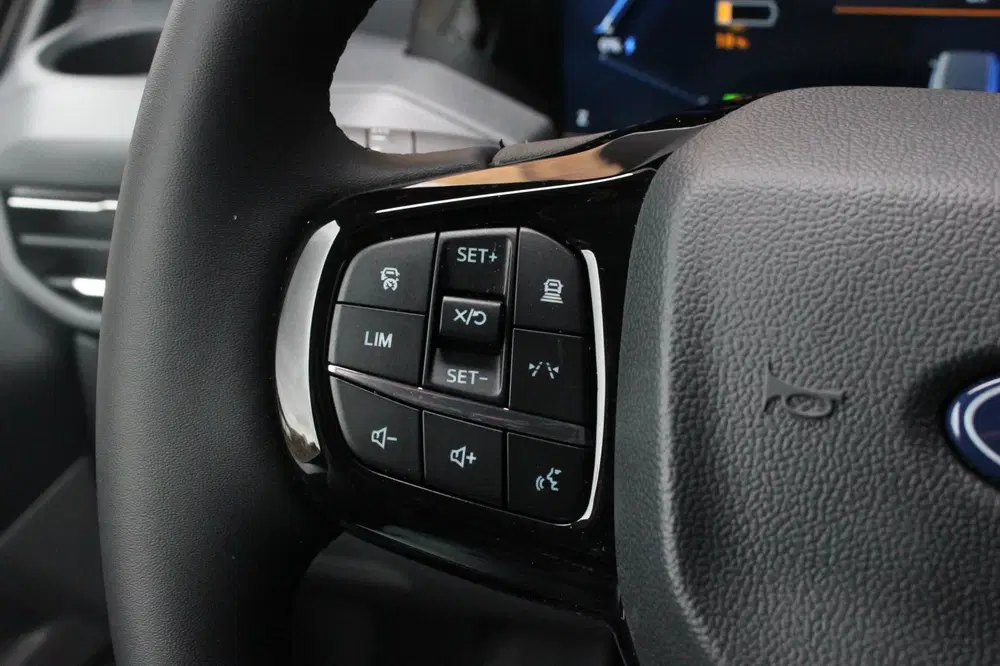 Ford Transit Custom 340 L2H1 Limited 65 kWh 218PK uit 2025, foto 20
