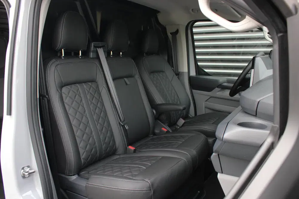 Ford Transit 340 L2H1 Limited 71kWh 218PK uit 2026, foto 18