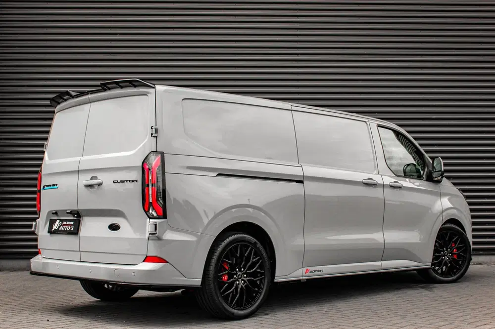 Ford Transit 340 L2H1 Limited 71kWh 218PK uit 2026, foto 3