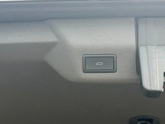 Volkswagen Multivan 1.4 eHybrid 6 Zits Pano ACC Trekhaak Top uit 2023, foto 15
