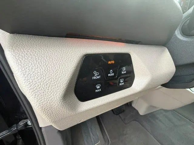 Volkswagen Multivan 1.4 eHybrid 6 Zits Pano ACC Trekhaak Top uit 2023, foto 19