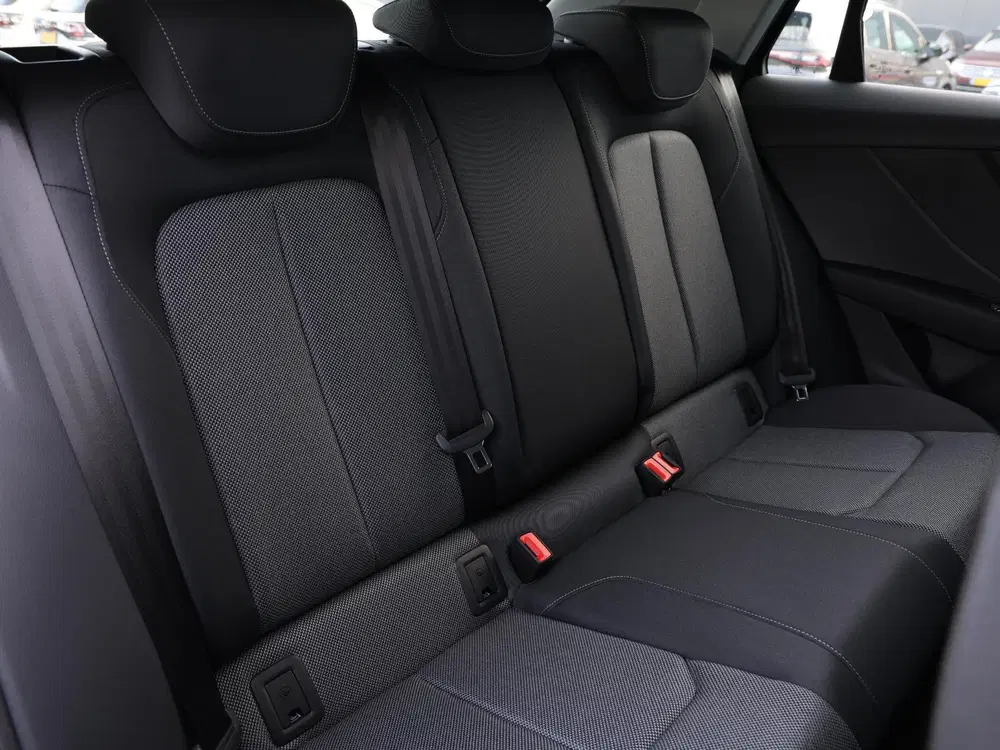 Audi Q2 Advanced edition 35 TFSI 110 kW uit 2026, foto 10