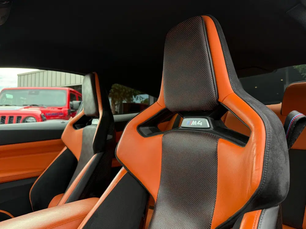 BMW M4 M4 Coupé Competition Schaalstoelen Hud Car uit 2021, foto 15