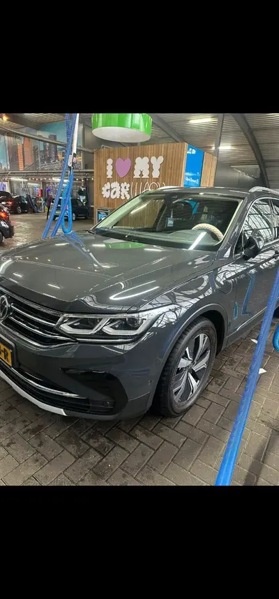 Volkswagen Tiguan 1.4 TSI Ehybrid 2021 Grijs 155000 km uit 2021