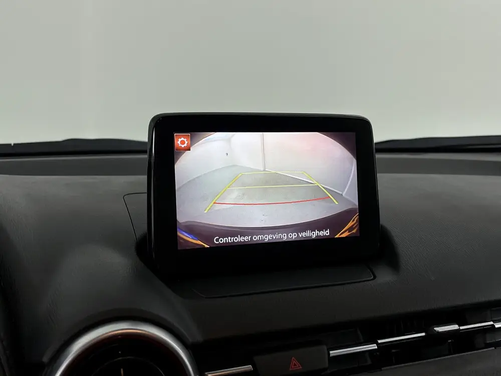 Mazda CX-3 uit 2020, foto 6