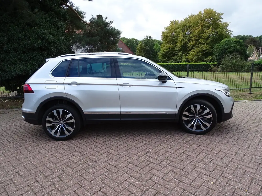 Volkswagen Tiguan 1.4 TSI eHybrid R-Line Business+ uit 2023, foto 6