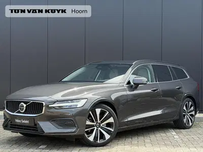 Volvo V60 2.0 B3 Core intellisafe uit 2024