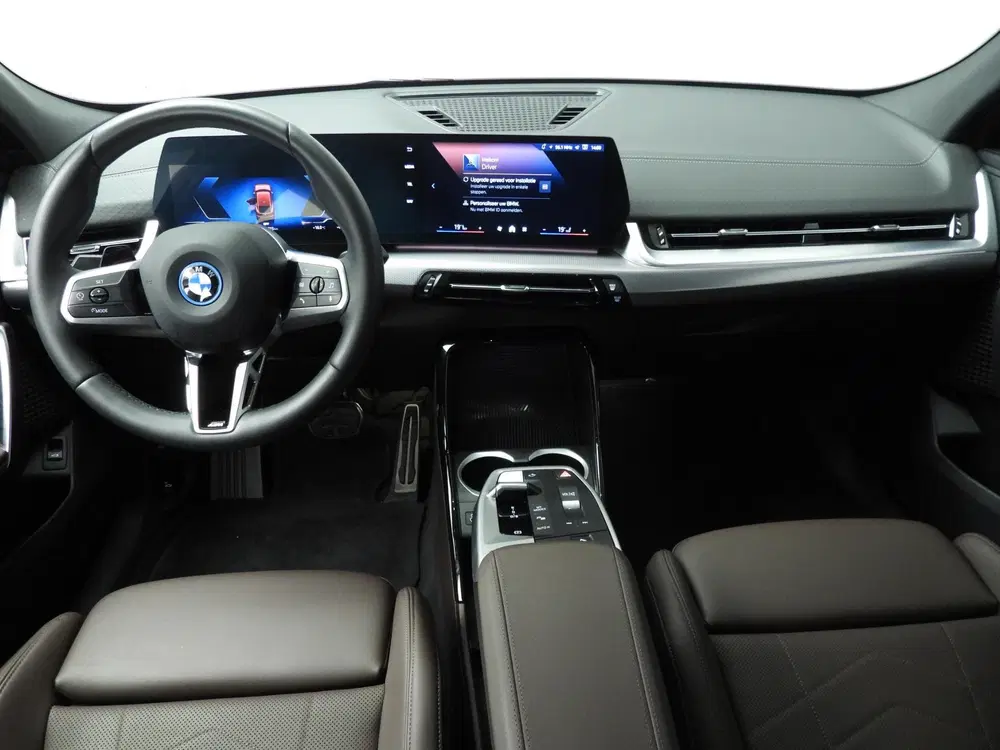 BMW iX2 xDrive30 uit 2025, foto 10