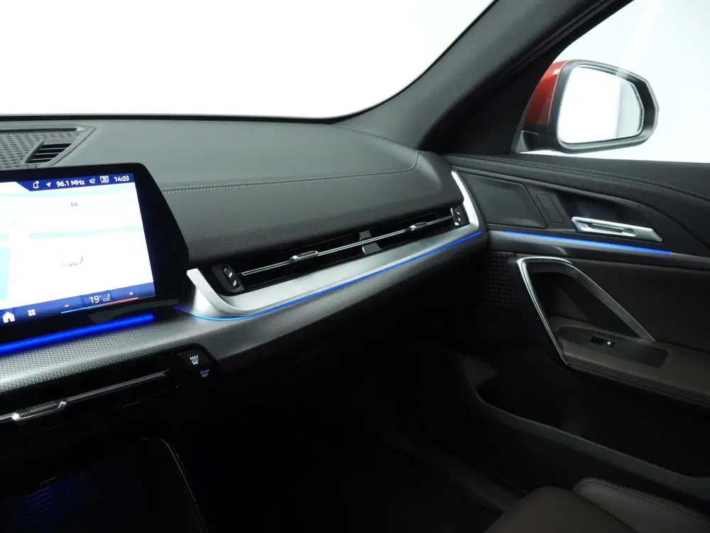 BMW iX2 xDrive30 uit 2025, foto 14