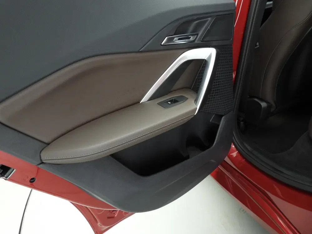 BMW iX2 xDrive30 uit 2025, foto 17