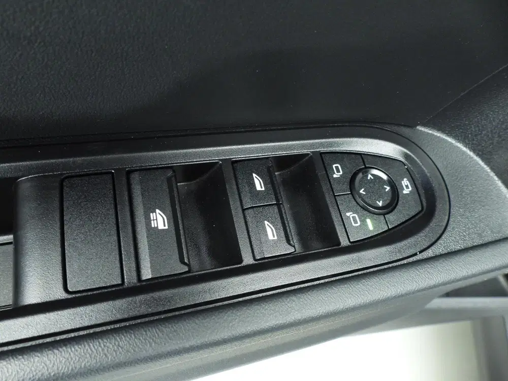 Mini Cabrio Cooper S Automaat uit 2025, foto 18