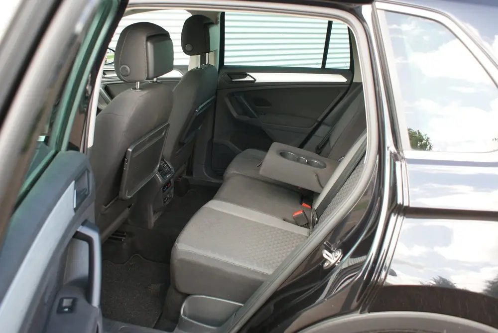 Volkswagen Tiguan 1.5 TSI ACT Comfortline | ACC | Automaat | uit 2019, foto 16