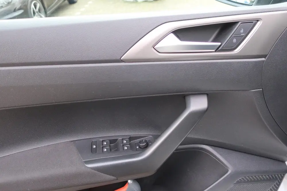 Volkswagen Polo 1.6 TDI Comfortline 1e EIG_LED_NAVI_ADAP-CRU uit 2019, foto 19