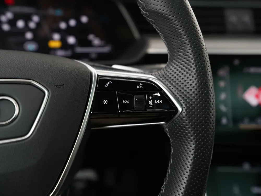 Audi e-tron 55 quattro S-Line Black Style 95 kWh uit 2022, foto 10