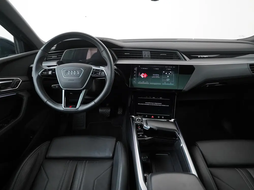 Audi e-tron 55 quattro S-Line Black Style 95 kWh uit 2022, foto 6