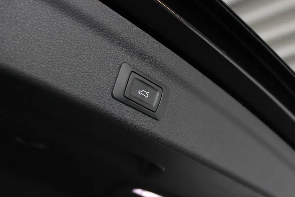 Audi Q3 45 TFSI e S-Line Edition Black Optic uit 2021, foto 9