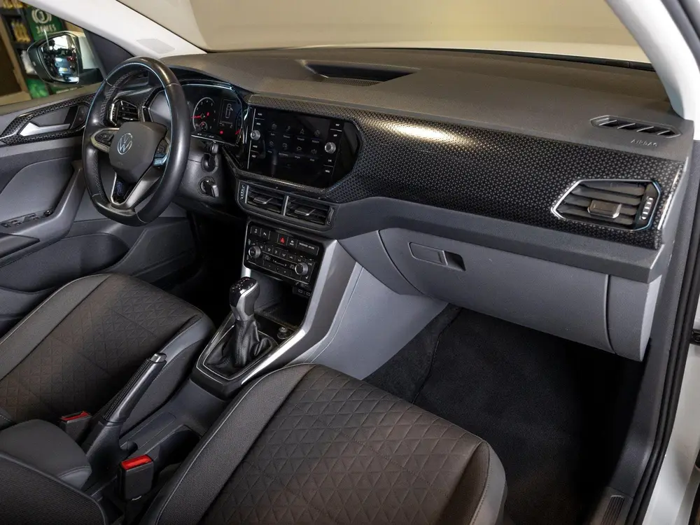 Volkswagen T-Cross 1.5 TSI Style / 150pk / Trekhaak / Achter uit 2021, foto 6