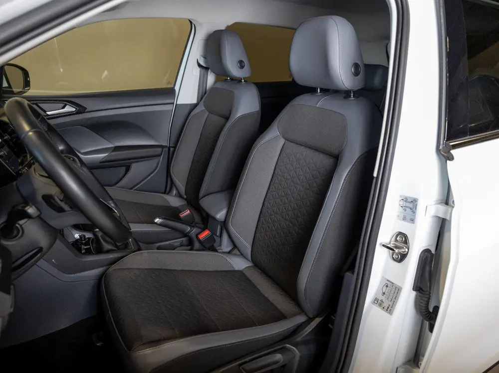 Volkswagen T-Cross 1.5 TSI Style / 150pk / Trekhaak / Achter uit 2021, foto 7