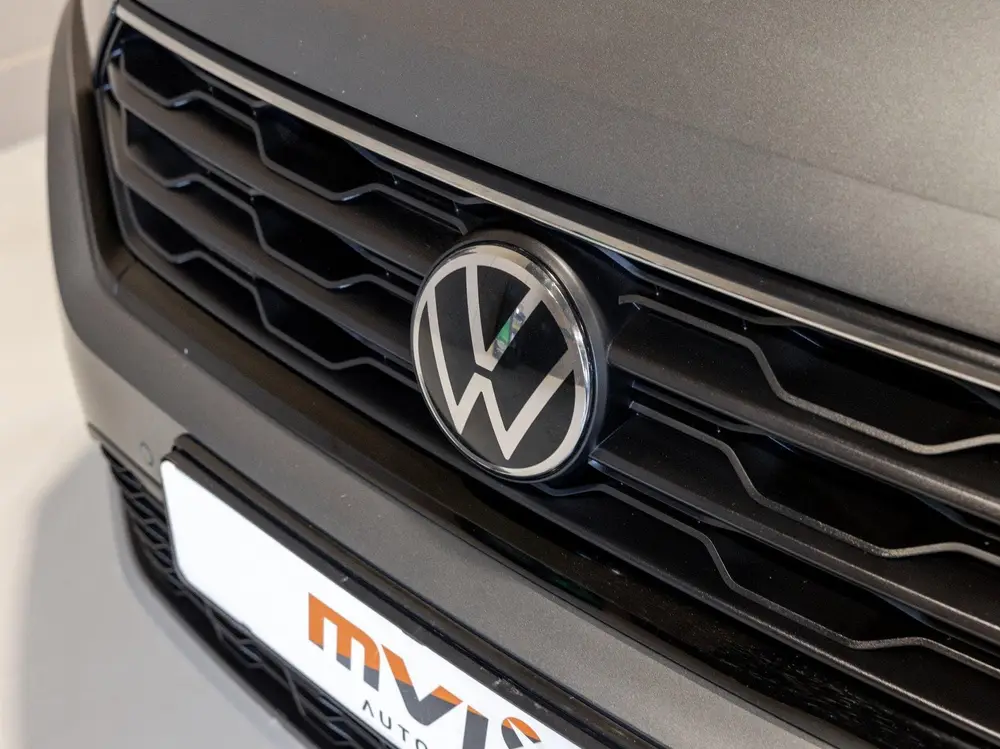 Volkswagen T-Roc Sport / 150pk / Achteruitrij camera / Virtu uit 2022, foto 10