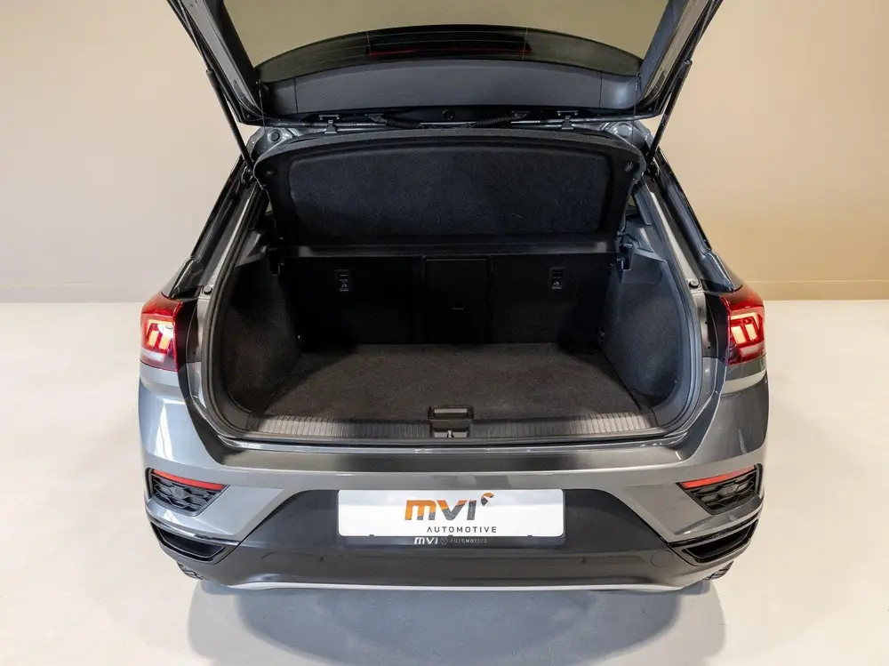 Volkswagen T-Roc Sport / 150pk / Achteruitrij camera / Virtu uit 2022, foto 13