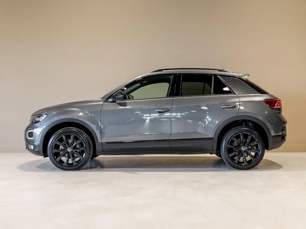 Volkswagen T-Roc Sport / 150pk / Achteruitrij camera / Virtu uit 2022, foto 3