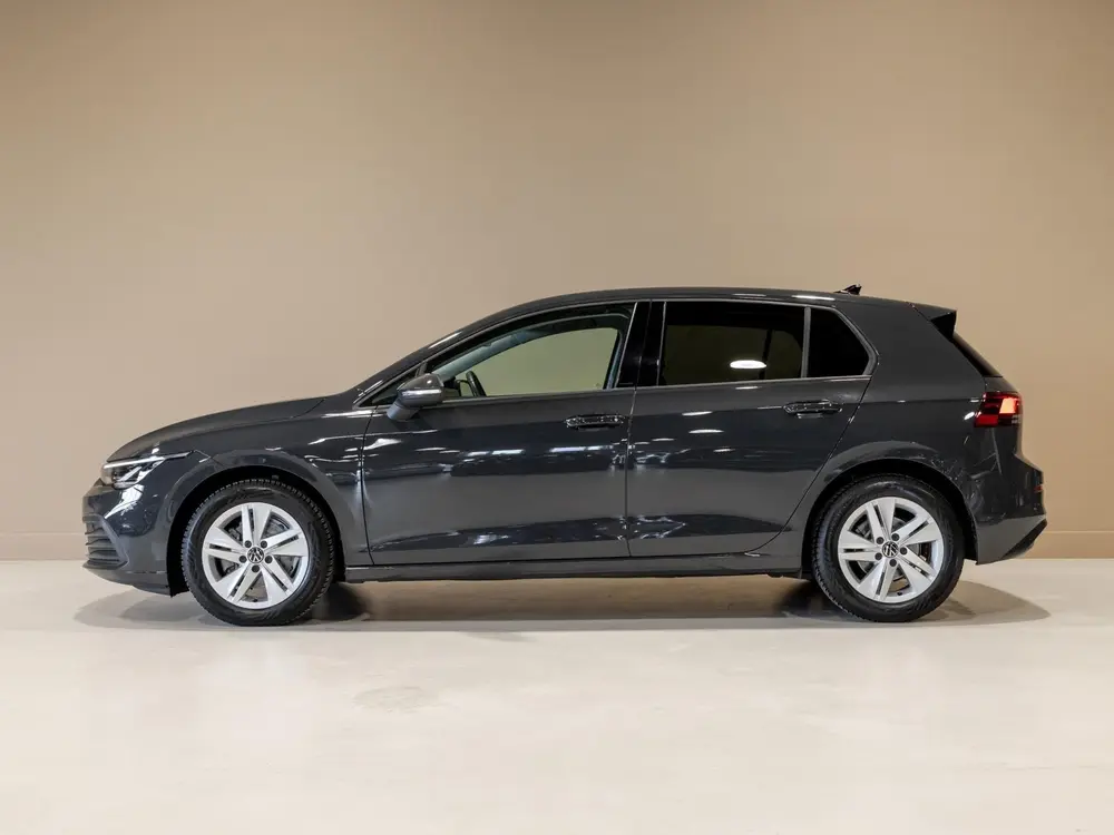 Volkswagen Golf 1.0 TSI Life / 110pk / Cruise / Airco / Klim uit 2024, foto 3