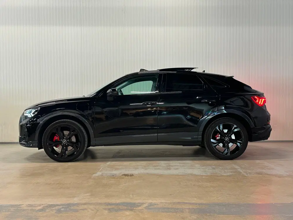 Audi Q3 45 TFSI e S Edition uit 2022, foto 13