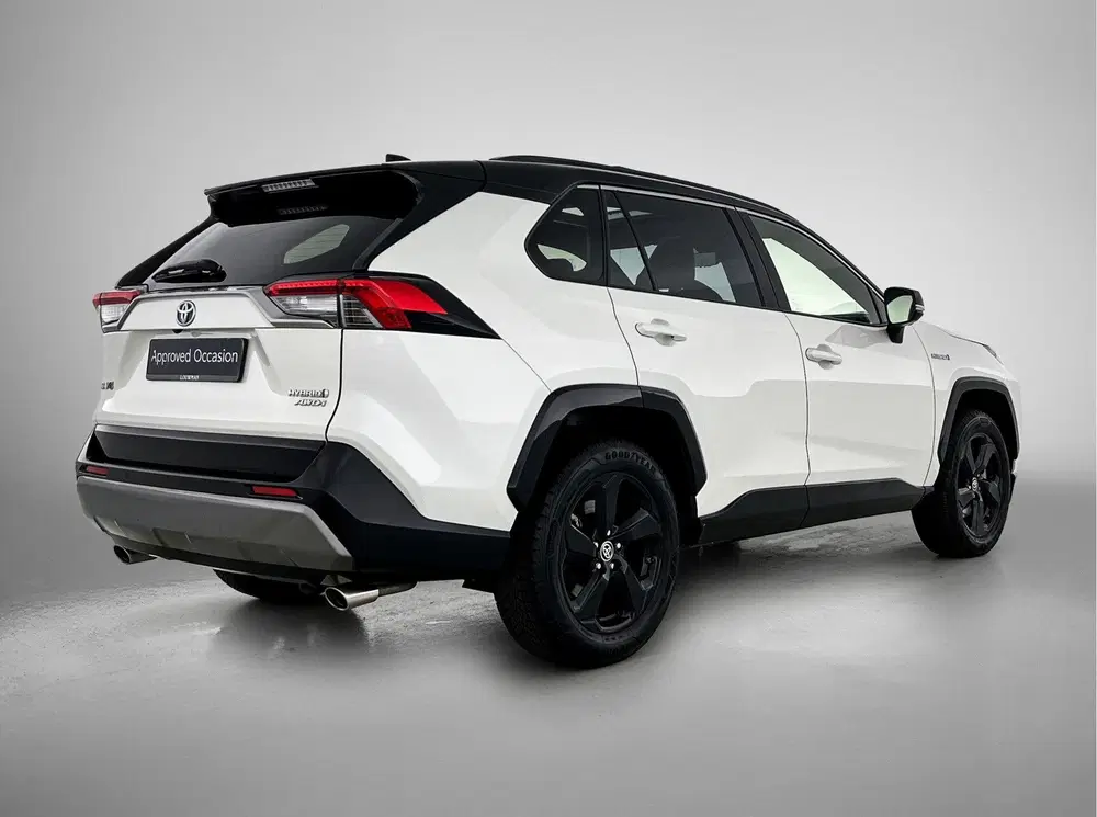 Toyota RAV 4 2.5 Hybrid AWD Bi-Tone Innovation Pack uit 2021, foto 2