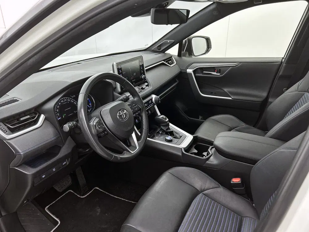Toyota RAV 4 2.5 Hybrid AWD Bi-Tone Innovation Pack uit 2021, foto 20