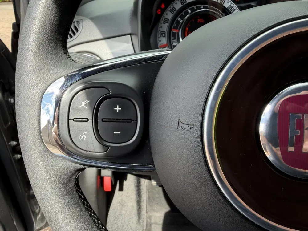 Fiat 500 1.0 Hybrid Club uit 2022, foto 11