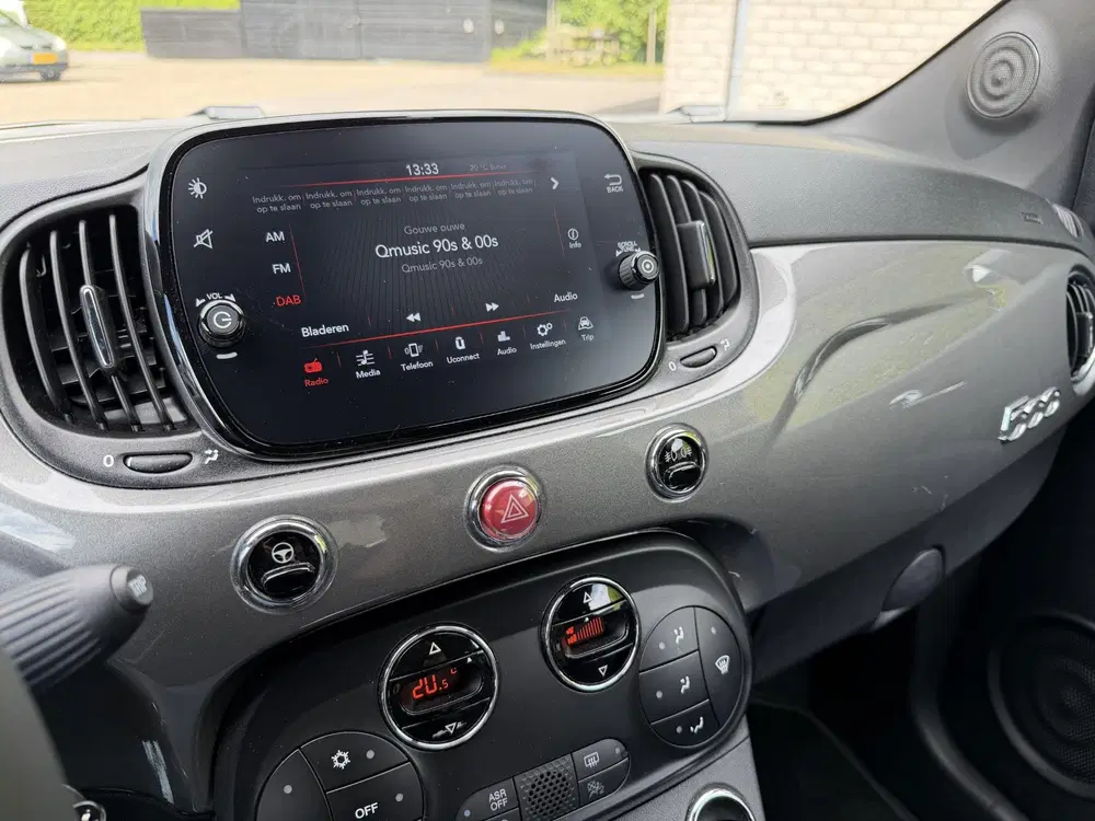 Fiat 500 1.0 Hybrid Club uit 2022, foto 3